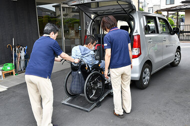 通院乗降介助